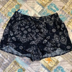 Hollister Navy and White Cotton Shorts